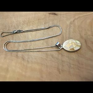 Vintage 925 silver mother of pearl pendant